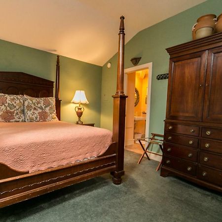Hidden Garden Cottages & Suites Saugatuck Dış mekan fotoğraf