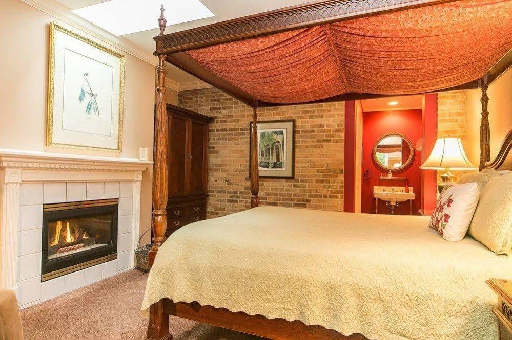 Hidden Garden Cottages & Suites Saugatuck Dış mekan fotoğraf