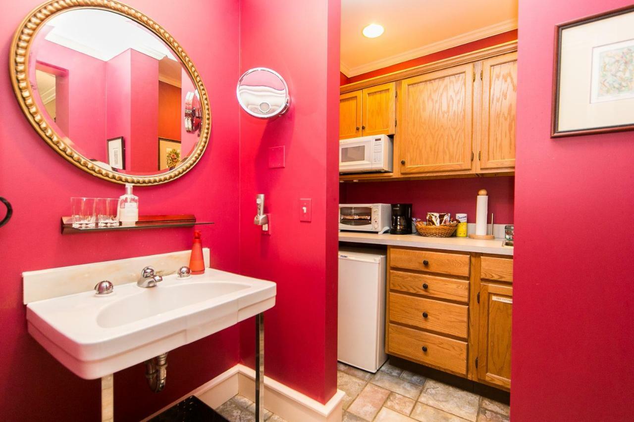 Hidden Garden Cottages & Suites Saugatuck Dış mekan fotoğraf