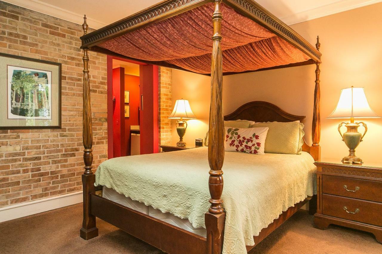 Hidden Garden Cottages & Suites Saugatuck Dış mekan fotoğraf
